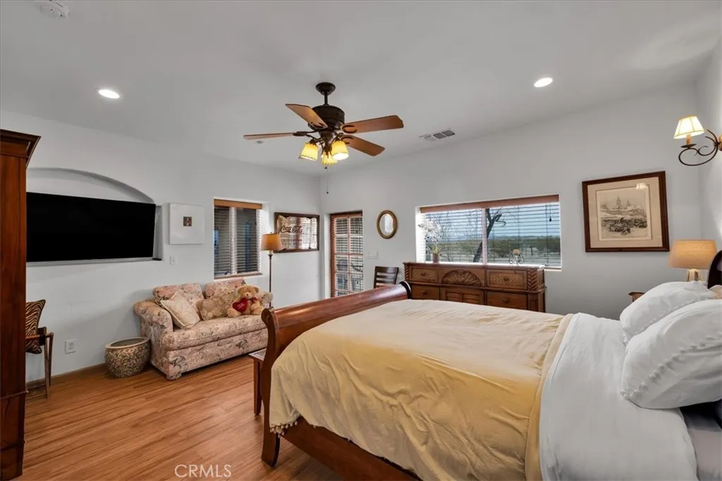 74784 Foothill Drive, 29 Palms, California 92277 home-pic-33