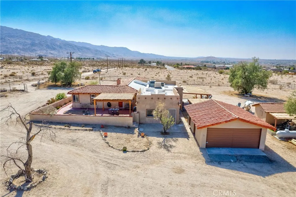 74784 Foothill Drive, 29 Palms, California 92277 home-pic-65