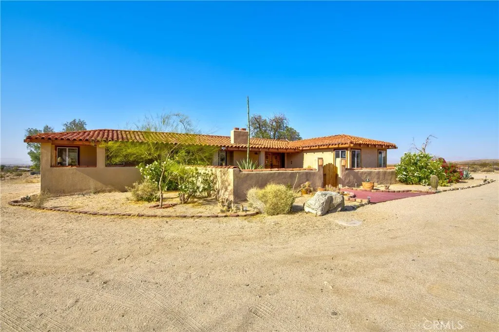 74784 Foothill Drive, 29 Palms, California 92277 home-pic-47