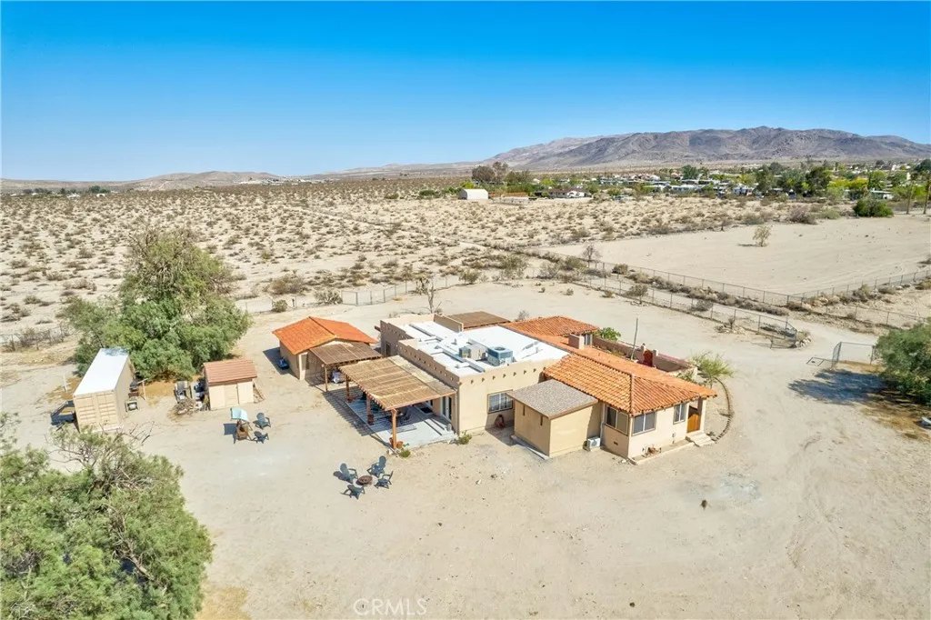 74784 Foothill Drive, 29 Palms, California 92277 home-pic-67