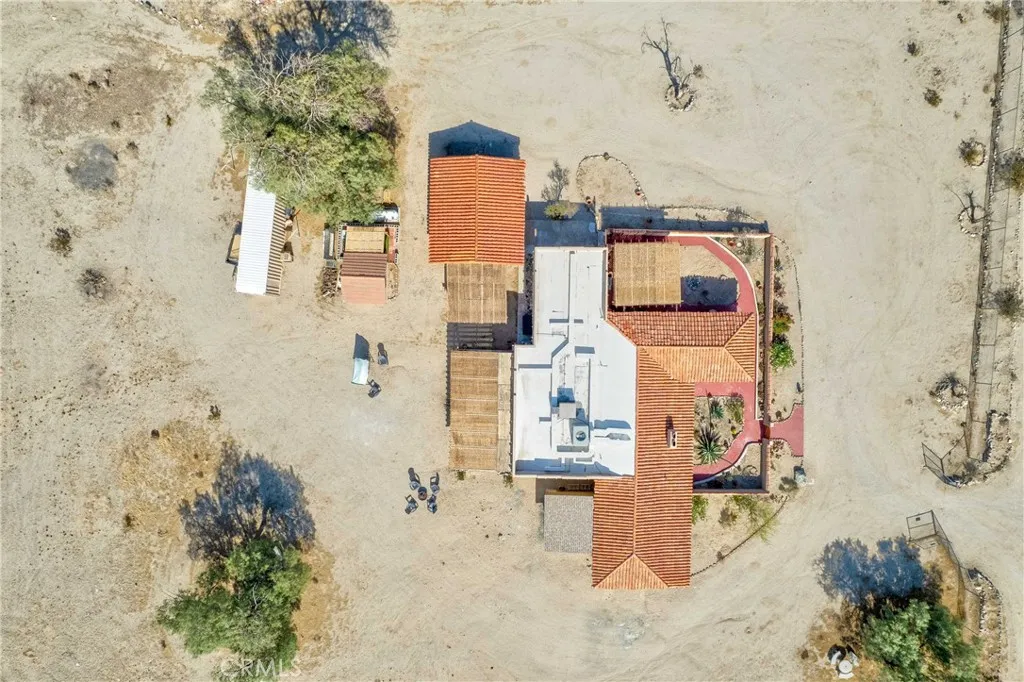 74784 Foothill Drive, 29 Palms, California 92277 home-pic-71