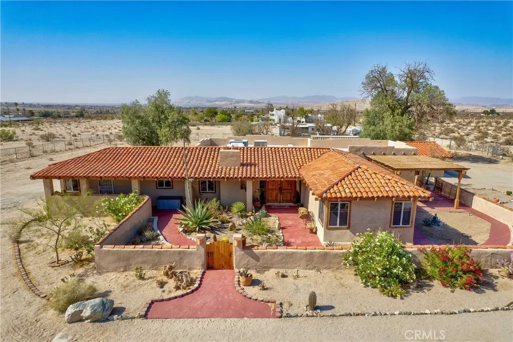 74784 Foothill Drive, 29 Palms, California 92277 home-pic-1