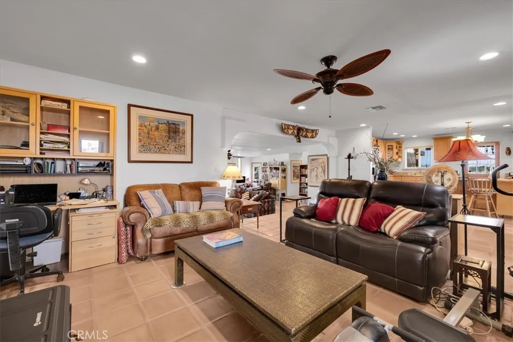 74784 Foothill Drive, 29 Palms, California 92277 home-pic-5