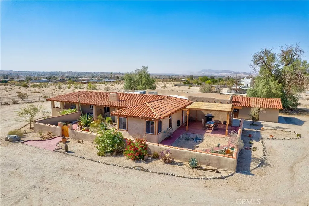 74784 Foothill Drive, 29 Palms, California 92277 home-pic-61