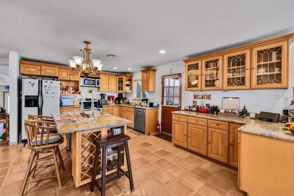 74784 Foothill Drive, 29 Palms, California 92277 home-pic-11