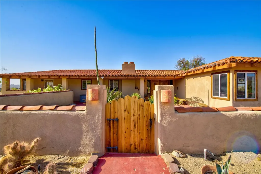 74784 Foothill Drive, 29 Palms, California 92277 home-pic-42