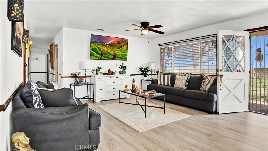 50137 40th Street West, Lancaster, California 93536 home-pic-8