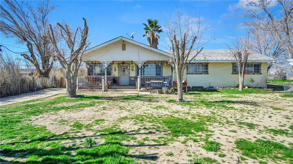 50137 40th Street West, Lancaster, California 93536 home-pic-1
