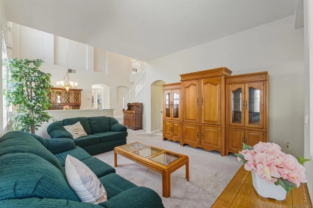 2466 Falcon Valley, Chula Vista, California 91914 home-pic-5