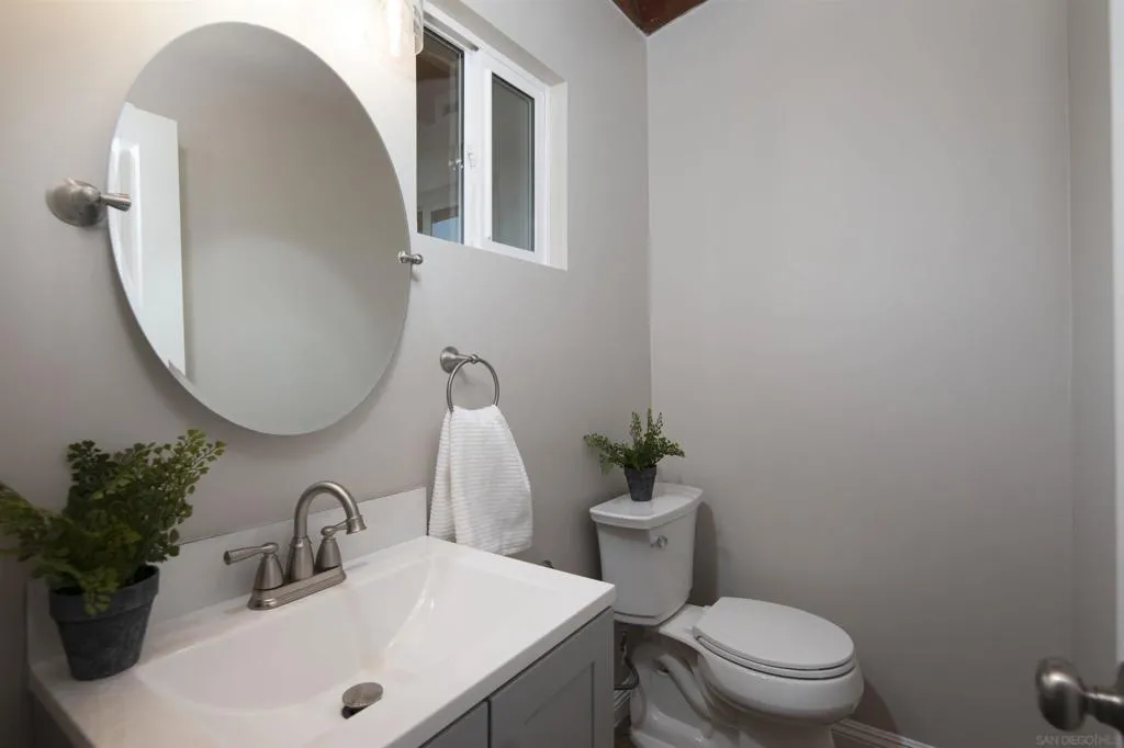4413 Mount Henry Avenue, San Diego, California 92117 home-pic-16