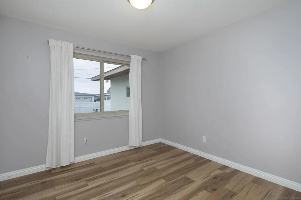 4413 Mount Henry Avenue, San Diego, California 92117 home-pic-23