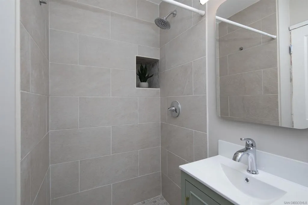 4413 Mount Henry Avenue, San Diego, California 92117 home-pic-29
