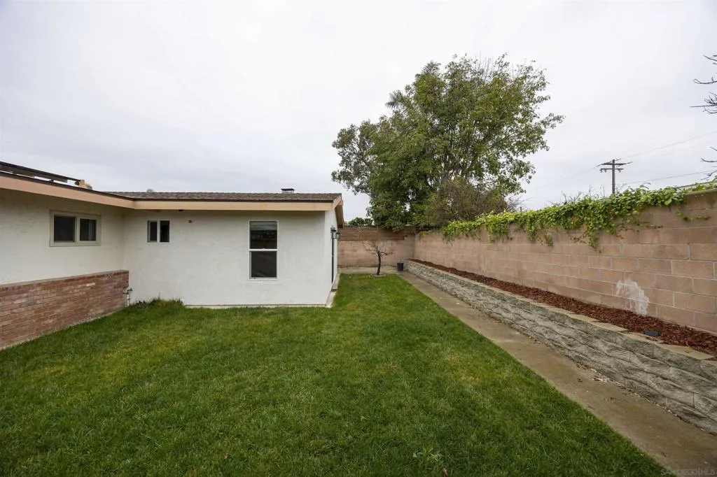 4413 Mount Henry Avenue, San Diego, California 92117 home-pic-5