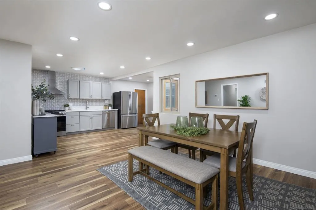 4413 Mount Henry Avenue, San Diego, California 92117 home-pic-17