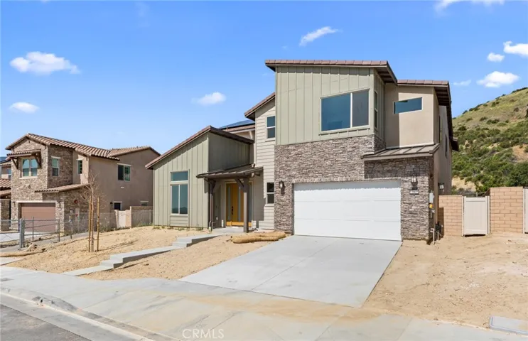 11838 Canoga Avenue, Chatsworth, California 91311
