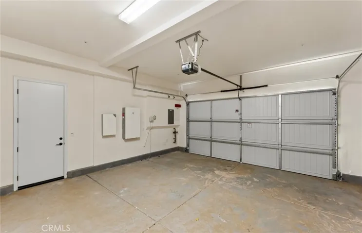11838 Canoga Avenue, Chatsworth, California 91311