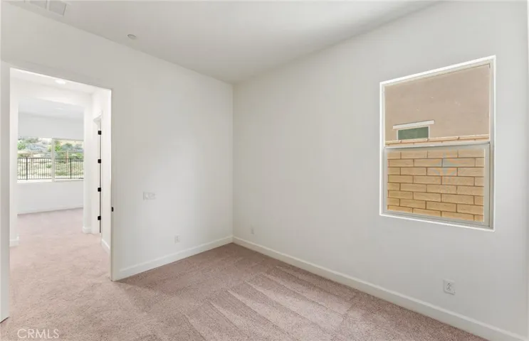 11838 Canoga Avenue, Chatsworth, California 91311
