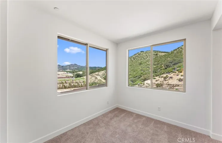 11838 Canoga Avenue, Chatsworth, California 91311