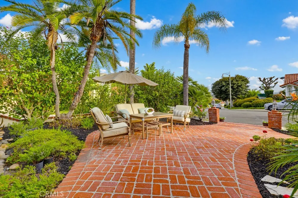 27451 Almendra, Mission Viejo, California 92691 home-pic-70