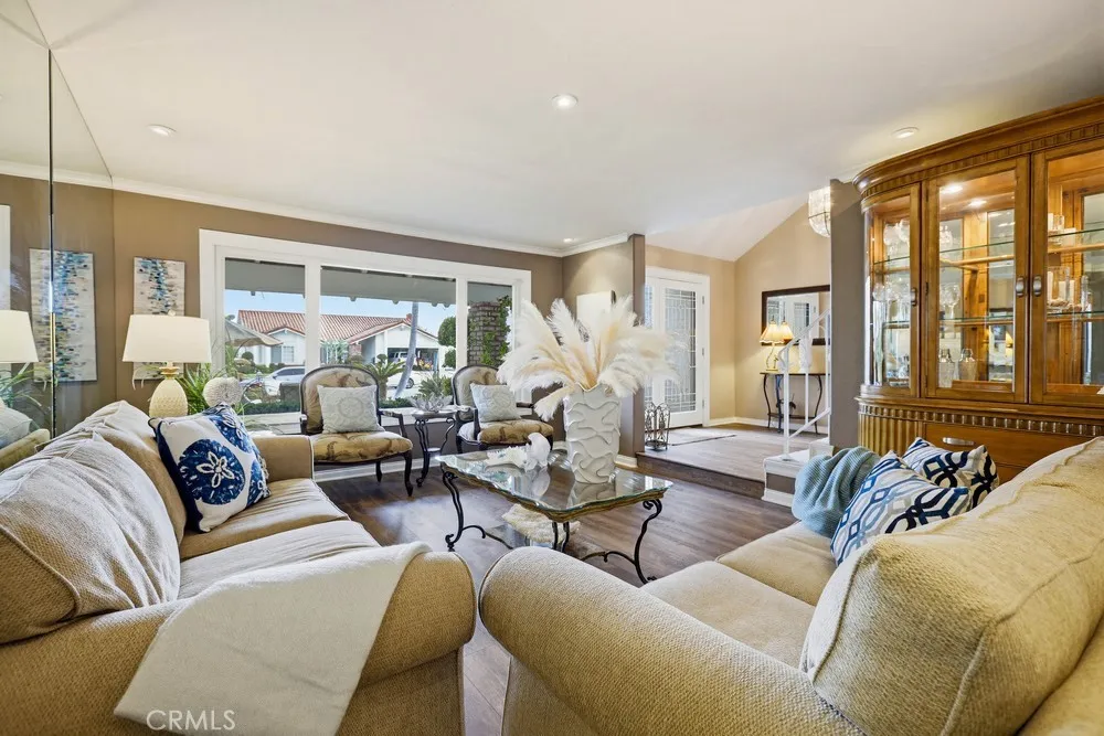 27451 Almendra, Mission Viejo, California 92691 home-pic-38