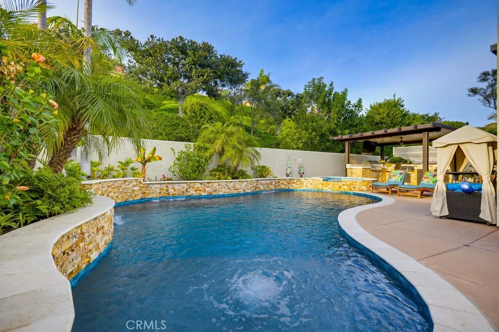 27451 Almendra, Mission Viejo, California 92691 home-pic-1