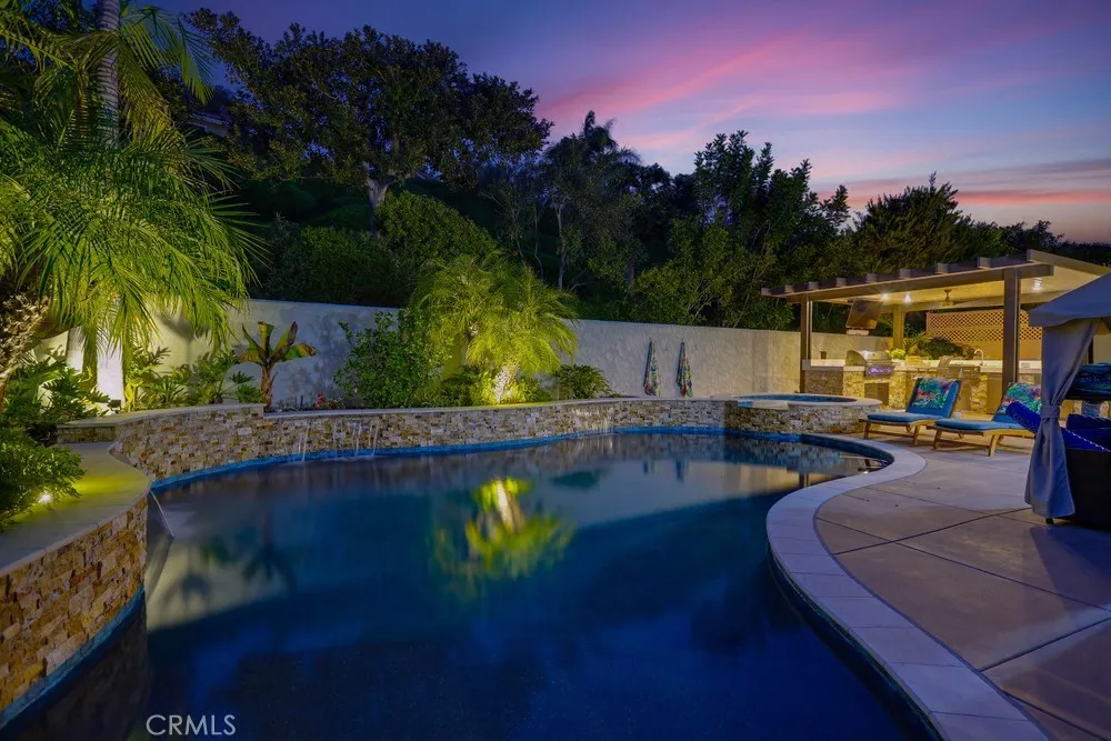 27451 Almendra, Mission Viejo, California 92691 home-pic-2