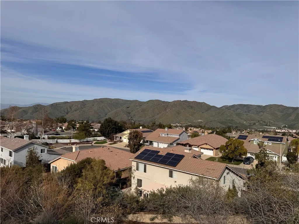 13698 Buckskin Trail Drive, Corona, California 92883 home-pic-4