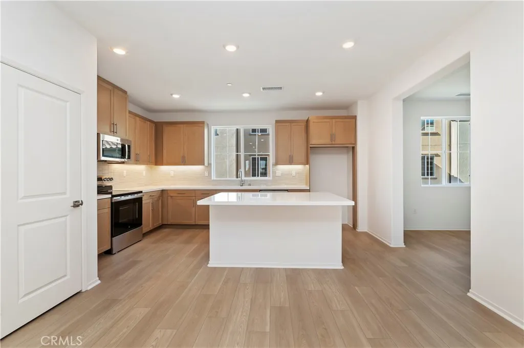 16207 Plumeria Lane, Chino, California 91708 home-pic-3