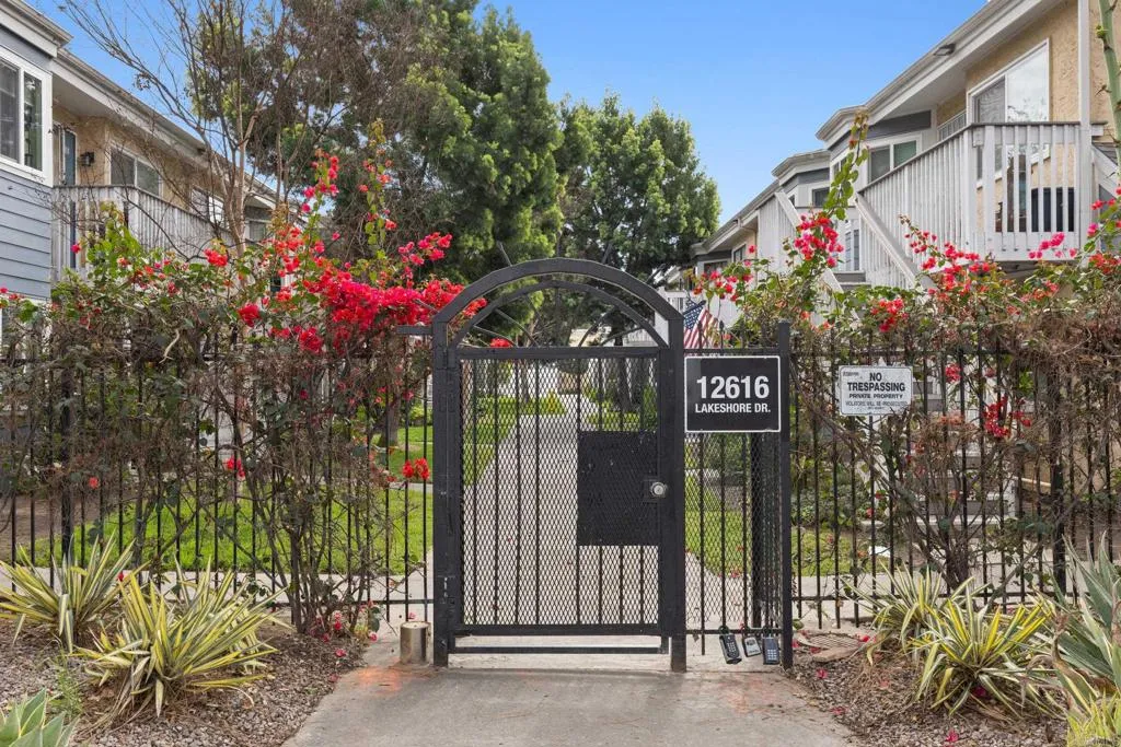 12616 Lakeshore Drive 3, Lakeside, California 92040 home-pic-22