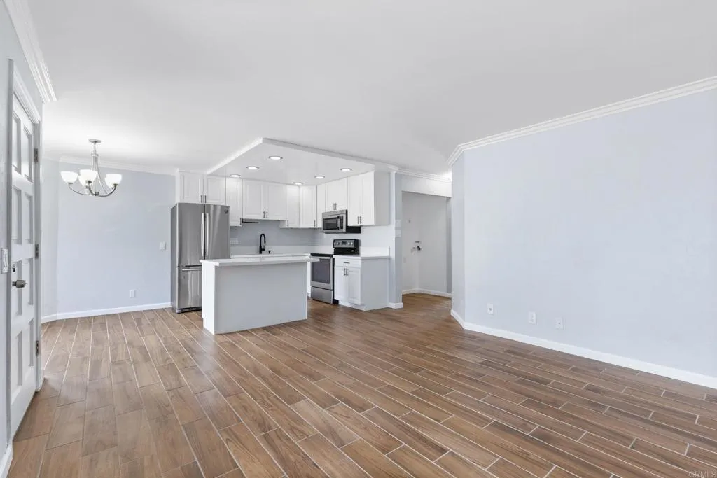 12616 Lakeshore Drive 3, Lakeside, California 92040 home-pic-2