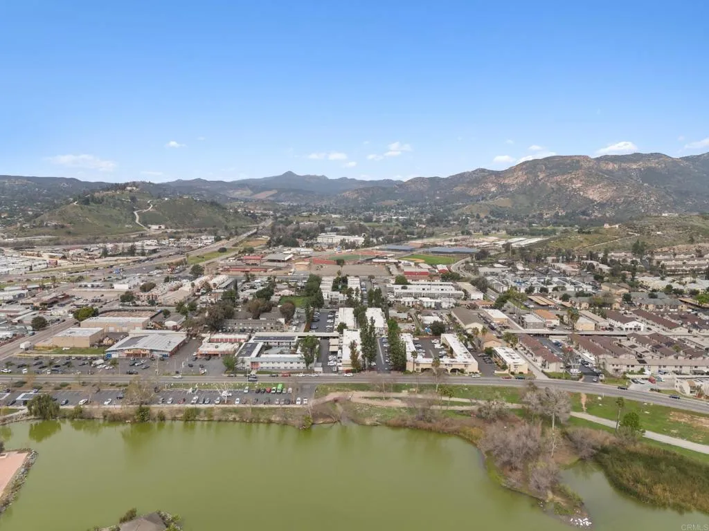 12616 Lakeshore Drive 3, Lakeside, California 92040 home-pic-26