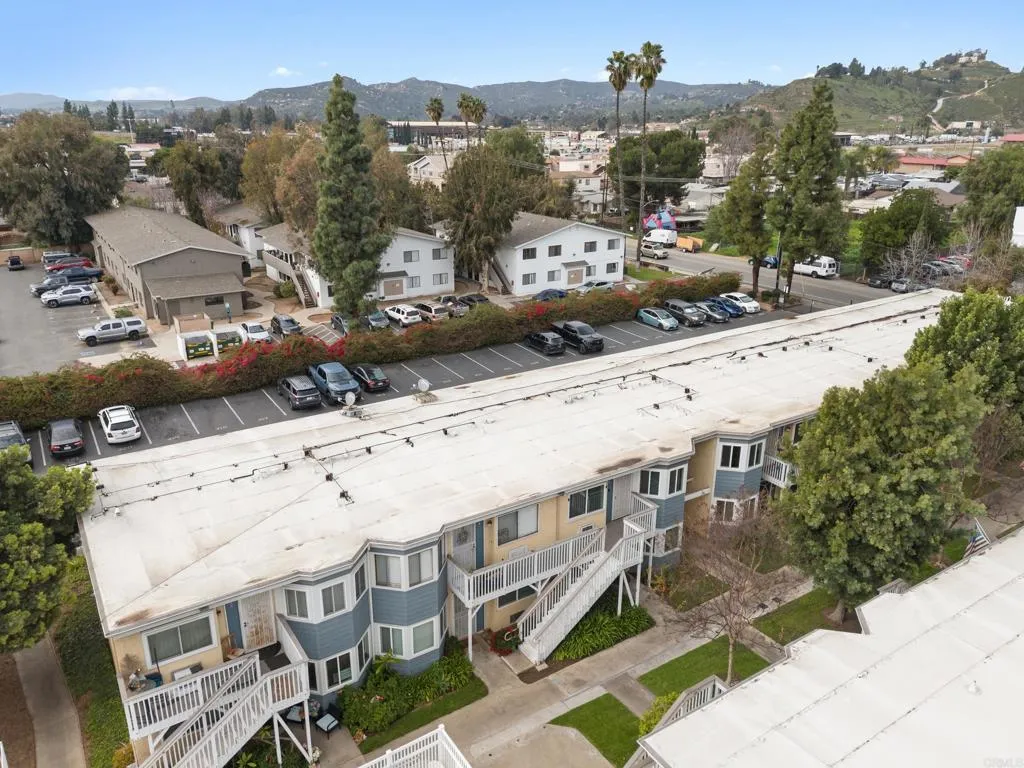 12616 Lakeshore Drive 3, Lakeside, California 92040 home-pic-28