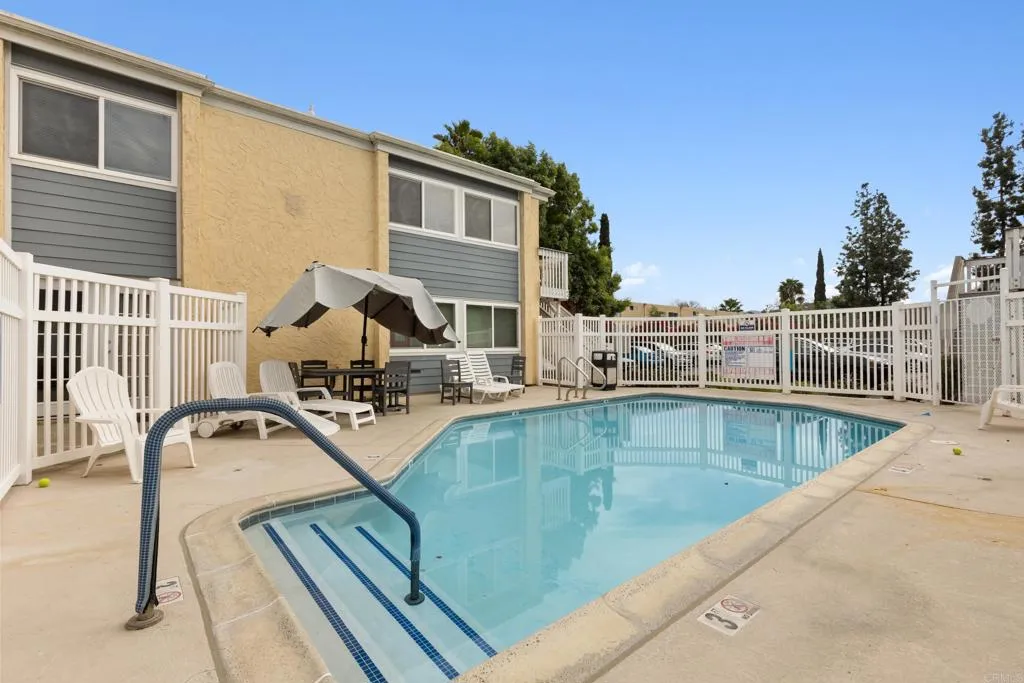 12616 Lakeshore Drive 3, Lakeside, California 92040 home-pic-18