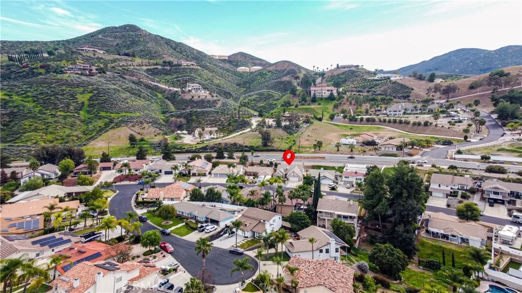 30938 Emperor, Canyon Lake, California 92587 home-pic-29