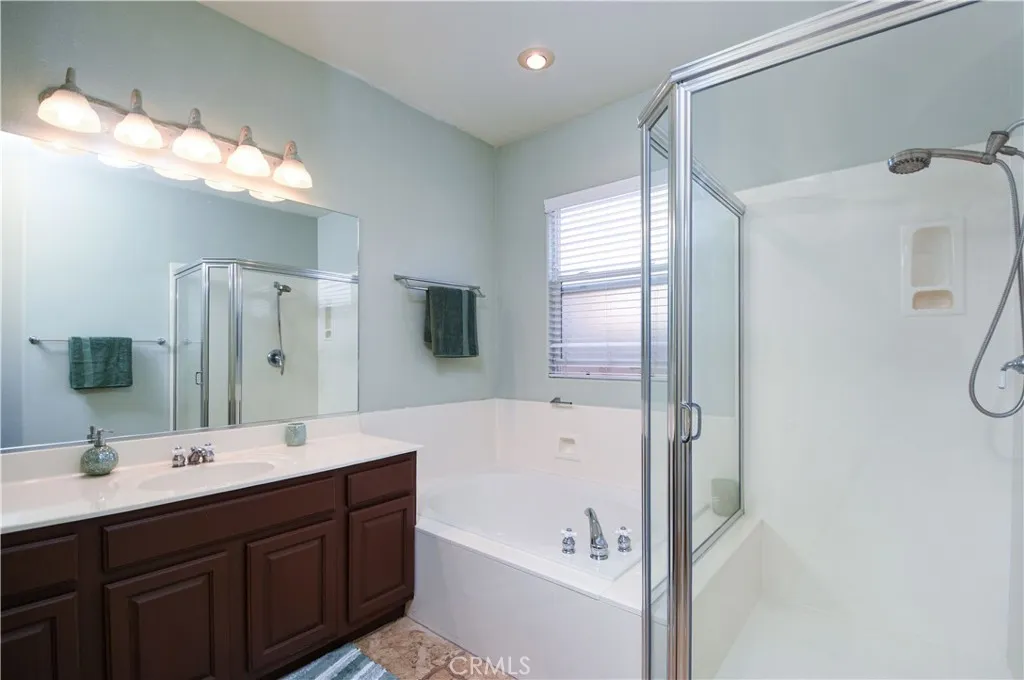 30938 Emperor, Canyon Lake, California 92587 home-pic-16