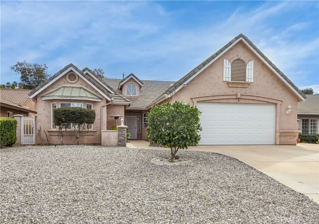 30938 Emperor, Canyon Lake, California 92587 home-pic-2