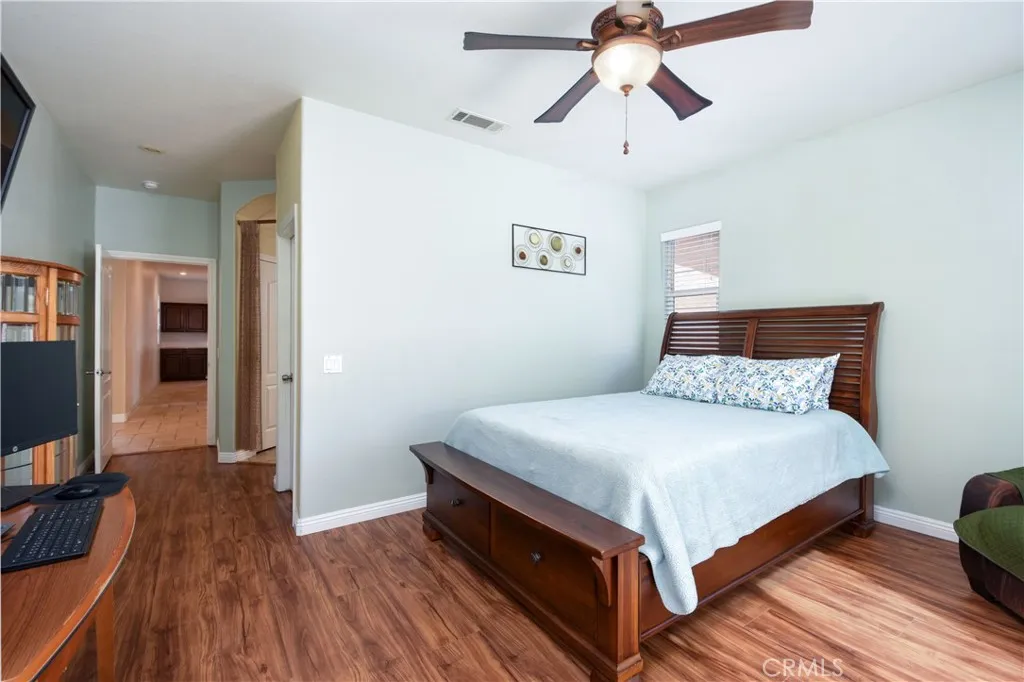30938 Emperor, Canyon Lake, California 92587 home-pic-15