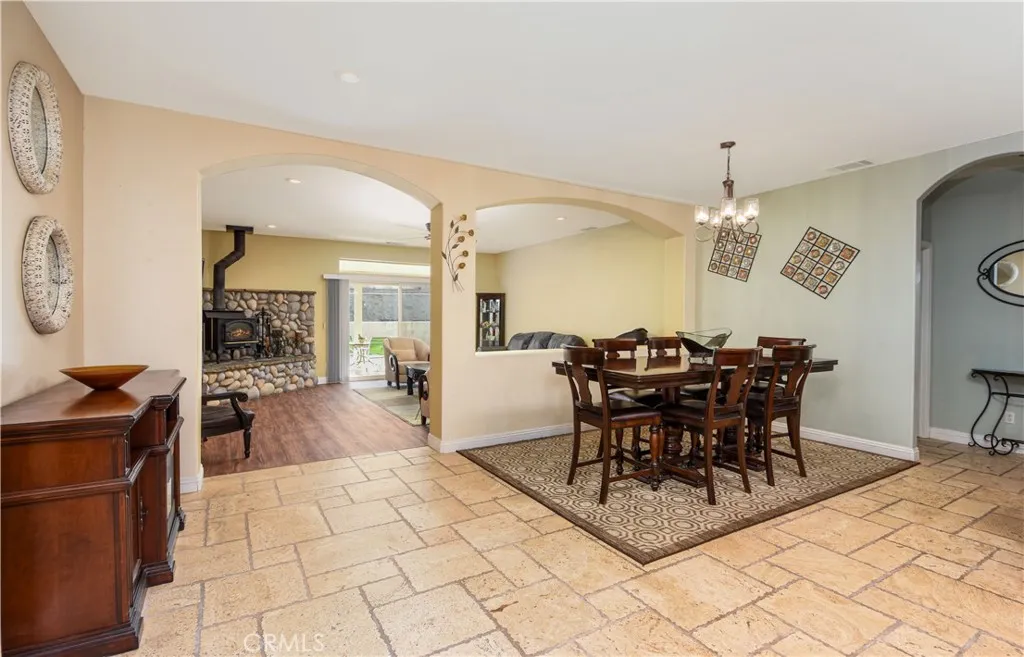 30938 Emperor, Canyon Lake, California 92587 home-pic-9