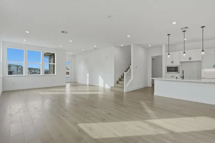 1901 Michael Avenue ~ Ready Now