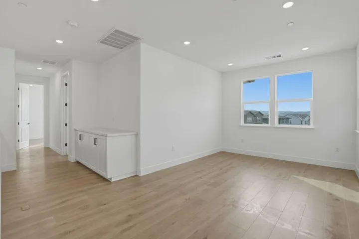 1901 Michael Avenue ~ Ready Now