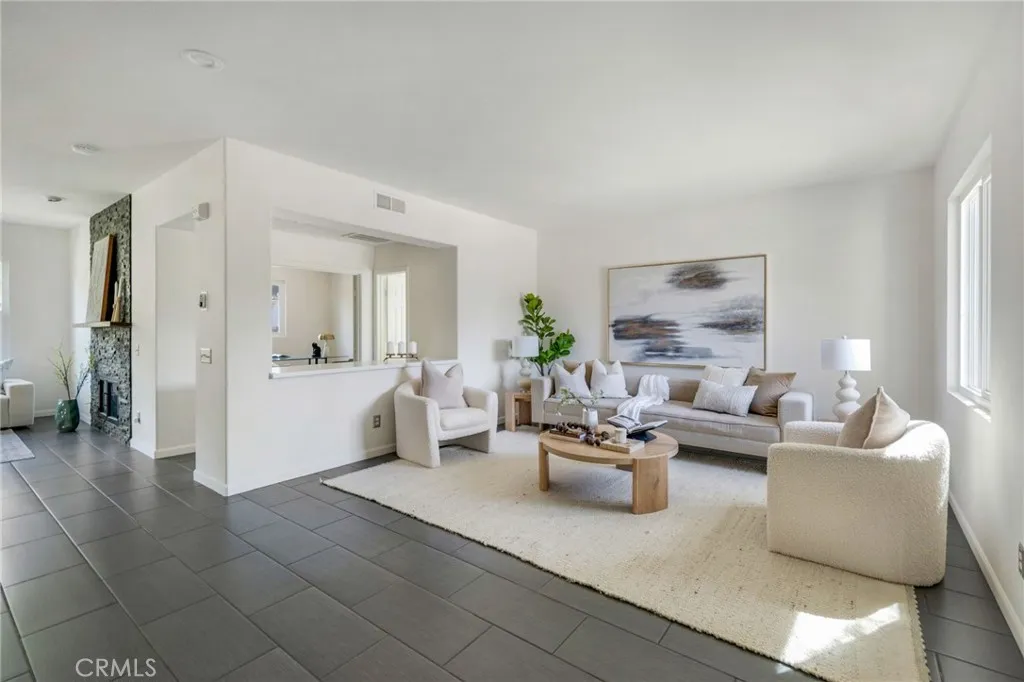 857 Via Barquero, San Marcos, California 92069 home-pic-6