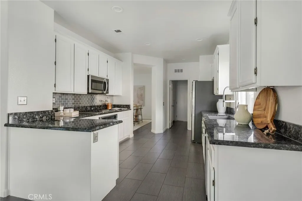 857 Via Barquero, San Marcos, California 92069 home-pic-30