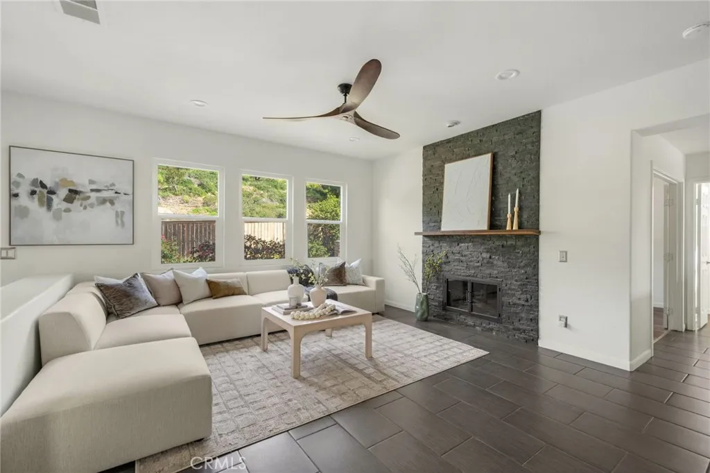 857 Via Barquero, San Marcos, California 92069 home-pic-13