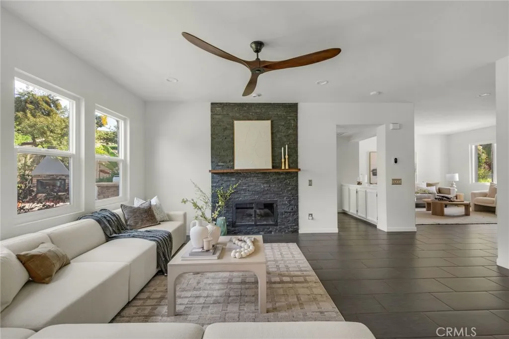 857 Via Barquero, San Marcos, California 92069 home-pic-14