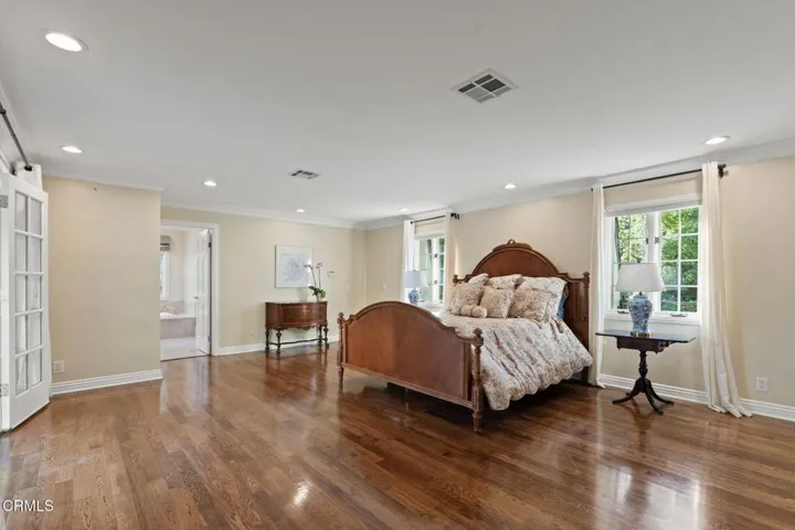 30-34-web-or-mls-1010-stoneridge-dr