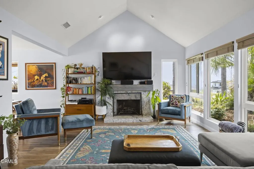 642 Skyline Road, Ventura, California 93003 home-pic-19