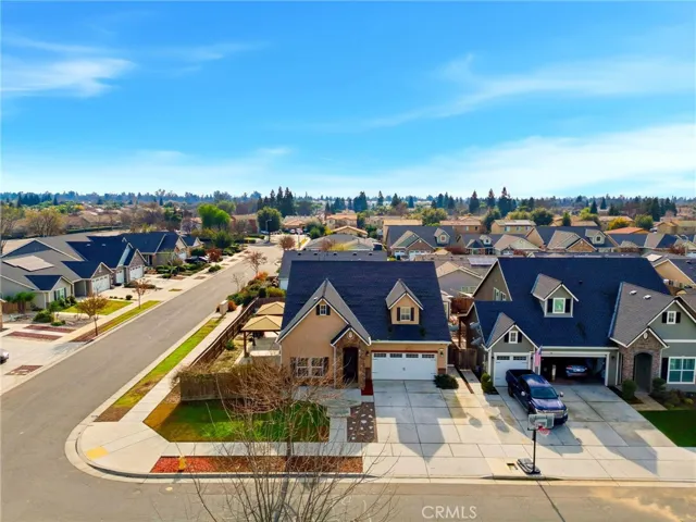 3725 W Clinton, Visalia, California 93291