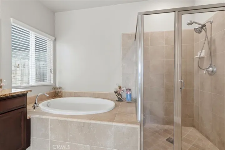 3725 W Clinton, Visalia, California 93291