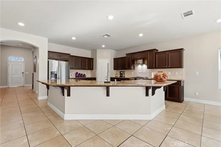 3725 W Clinton, Visalia, California 93291