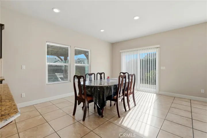 3725 W Clinton, Visalia, California 93291